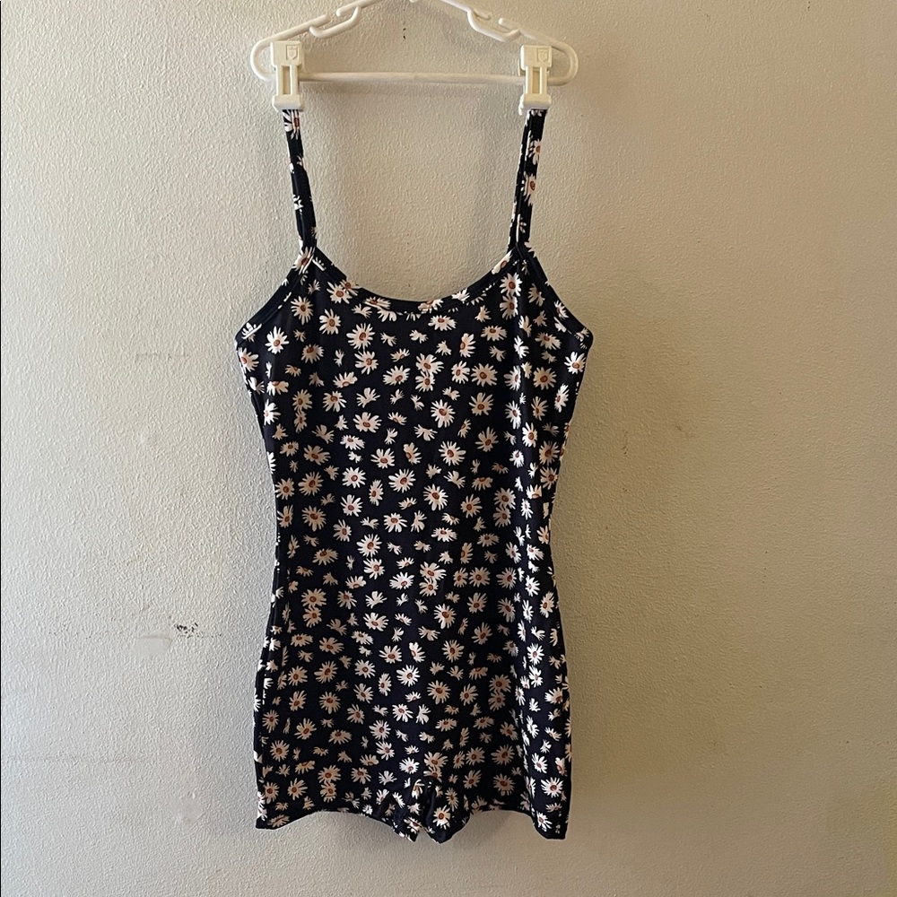Floral Print Sleeveless Romper